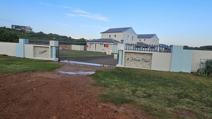 4 Bedroom Property for Sale in Paradise Beach Eastern Cape